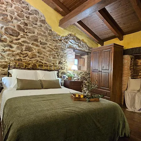 La Clerecia De 3* ليديسما