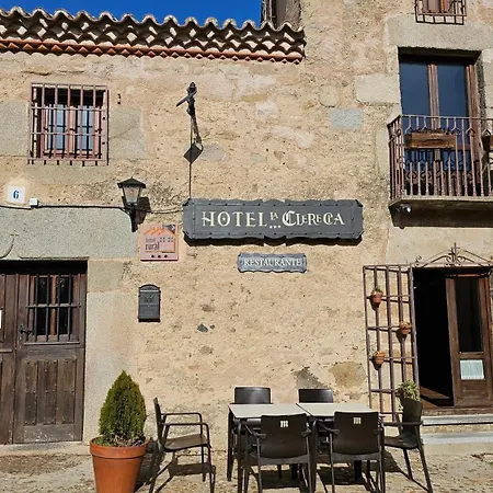 La Clerecia De Szálloda 3*